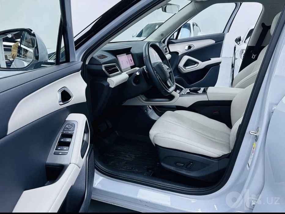 BYD Yuan UP EV очень хорошем комплектации