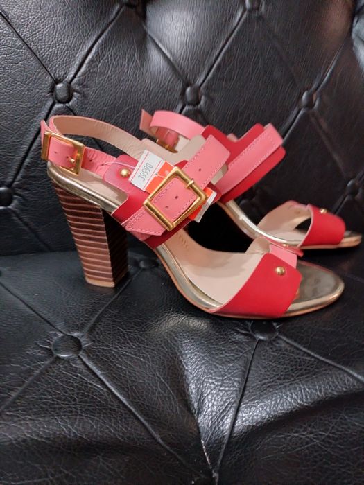 Кожанные туфли босоножки