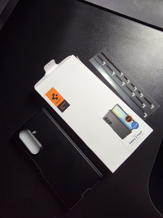 Husa Spigen Tough Armor Pro Fold 7