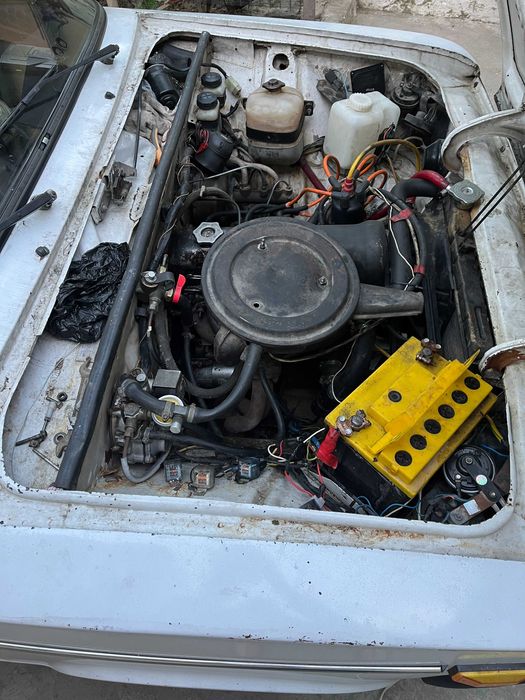 LADA VAZ 21063                                                 -