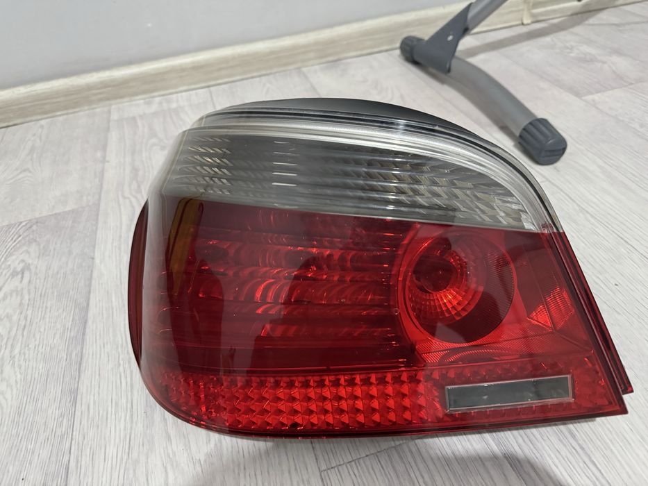 Фары на бмв е60 задние