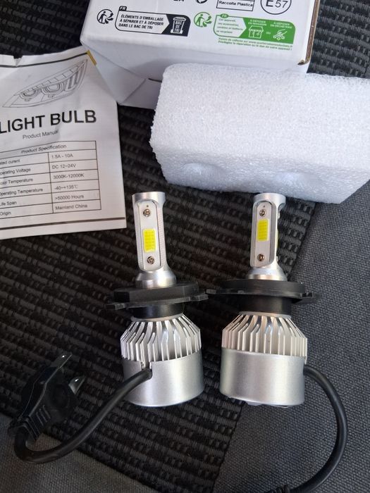 Лед крушки за автомобил H4