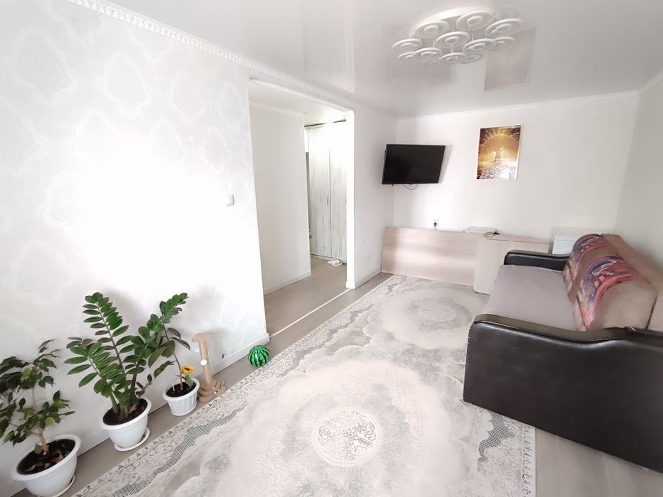 Продается 2-комн (2-30, 4 эт)