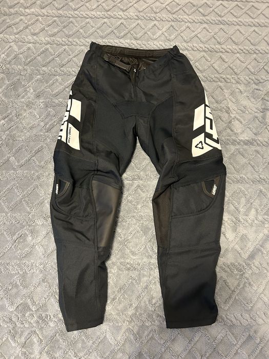 Pantaloni enduro/motocross Leatt marimea S