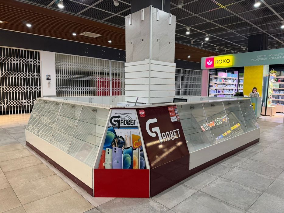 Продам Торговые ветрины