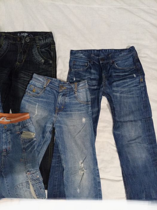 Джинсы.  Джинцы.