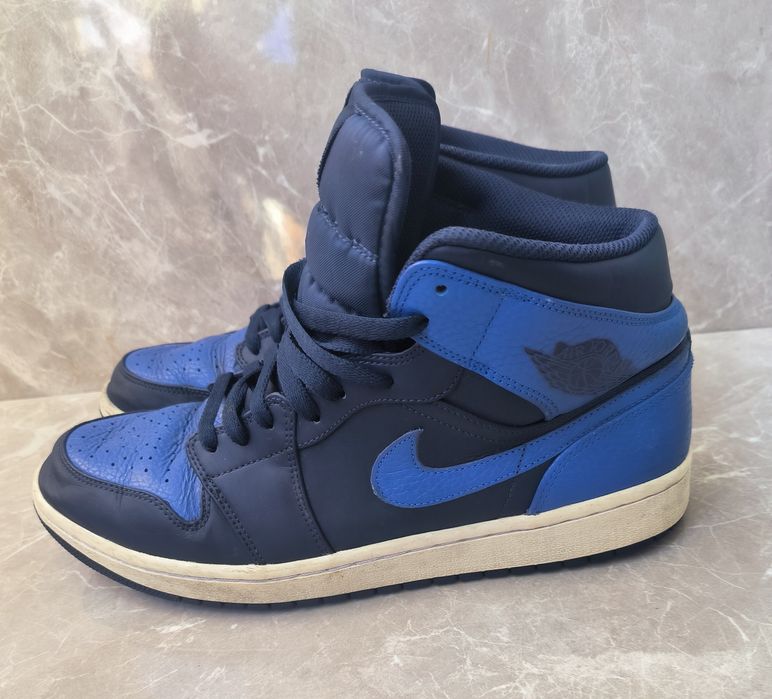 Air Jordan 1 Retro Mid номер 45