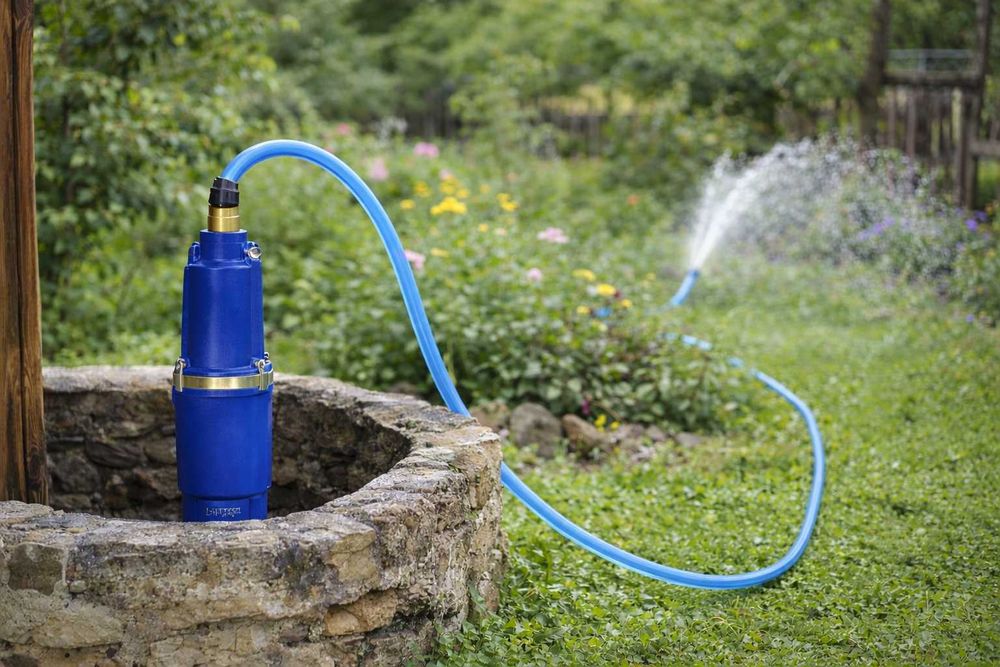 Pompa submersibila 1250W 8 bar + furtun irigatii + accesorii