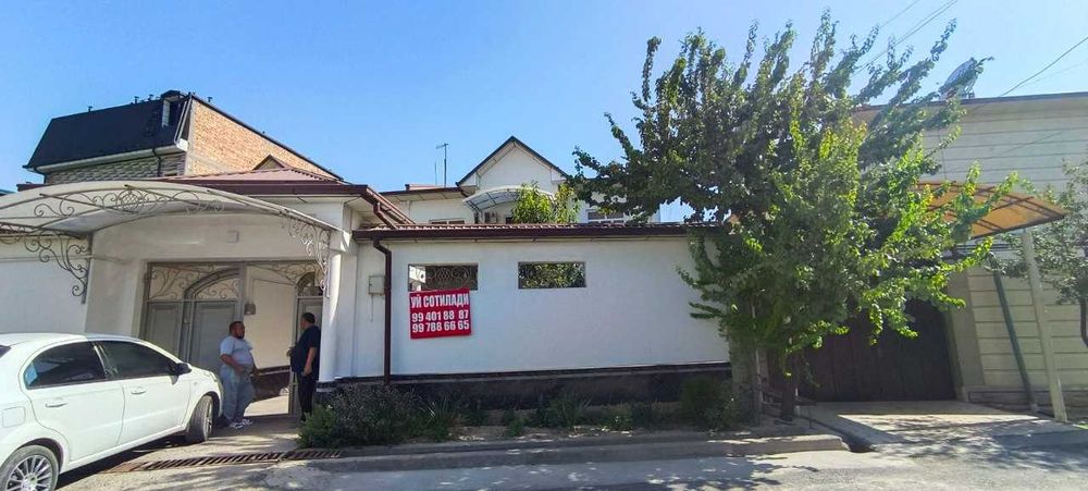 Uy sotiladi Oltintepadan 3 sotik 8 ta hona 2 etajni