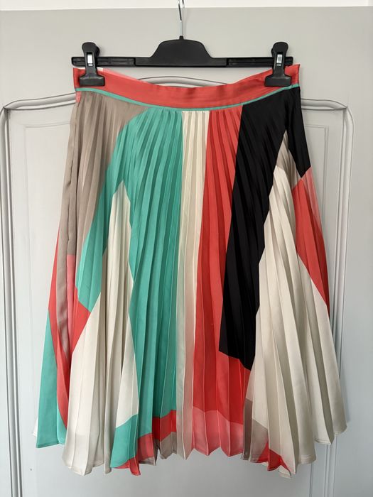 Fusta eleganta, plisata atat pt office cat si pt evenimente