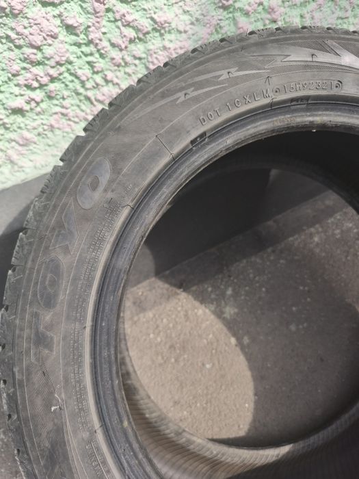 Шины toyo 215,55,17