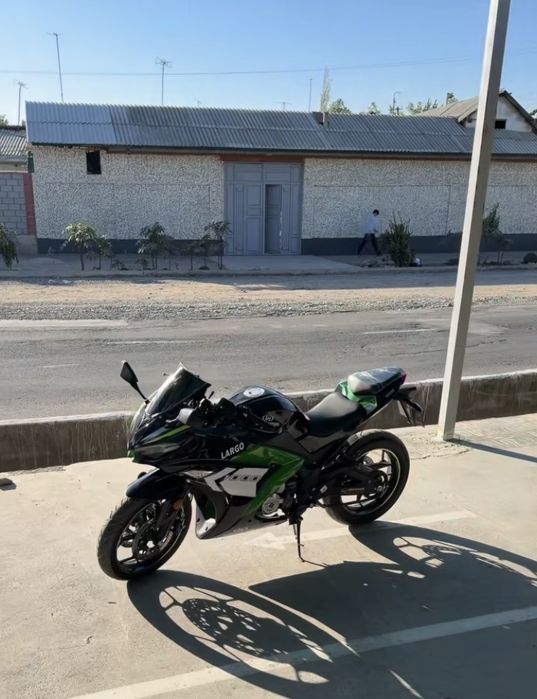 Yamaha r3 250cc dakument bor
