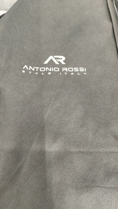 Продам костюм классический