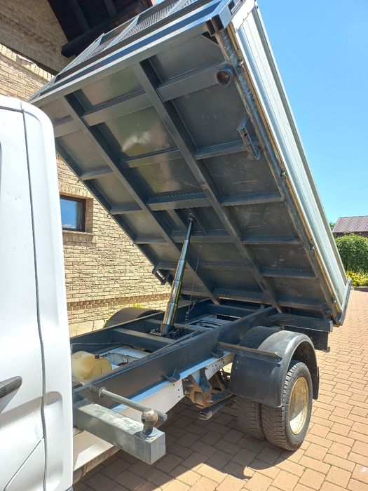 Vând Ford tranzit Basculabil