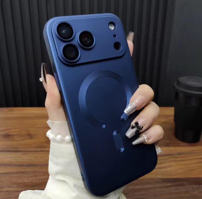 Husa Magnetica Silicon Lucioasa Slim - Iphone 17 18 PRO 17 18 PRO MAX 17 17 AIR