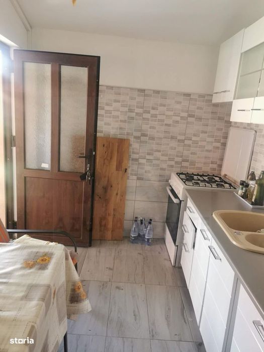 Casa renovata 3 camere teren liber 1250 mp grădină 1400 mp in Colun