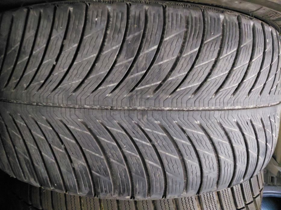245/40/18" Michelin2бр.гуми