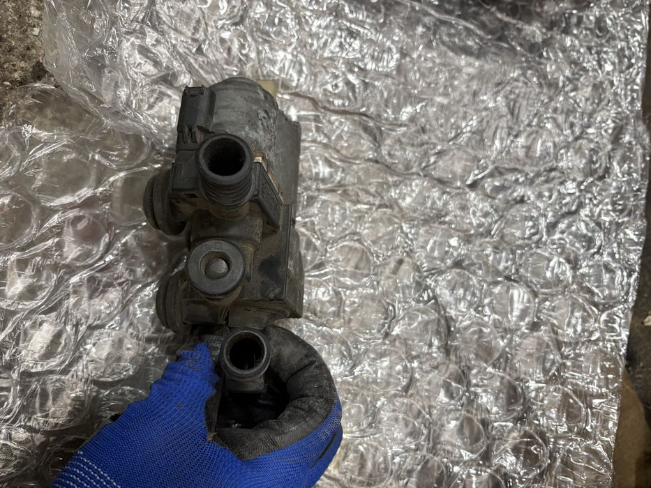 Bmw e46 1.8i Клапан Парно