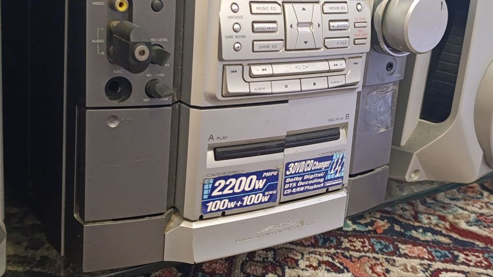 Музыкальный центр DVD 3 диск+ AUX