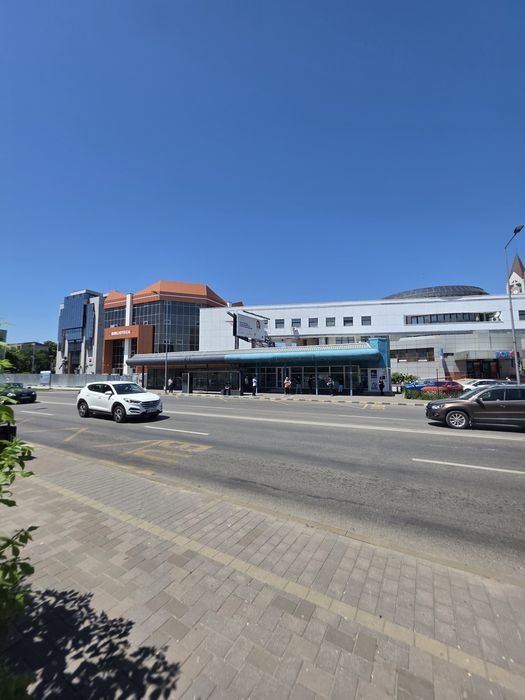 DE ÎNCHIRIAT |Spațiu Comercial Zona Premium  9 Mai, Bacău