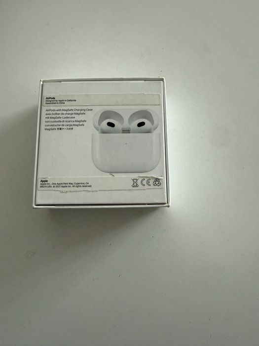 AirPods 3 в отличном состояние