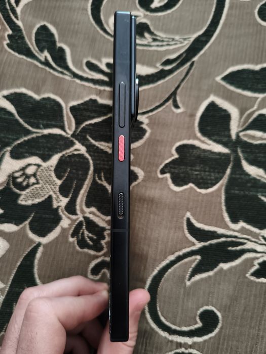 Продам Nubia z60ultra 16/512