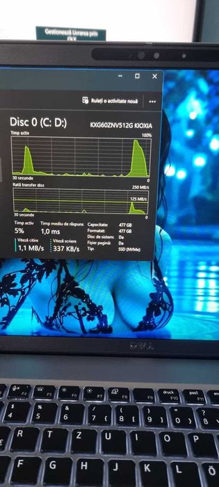 Dell Latitude 5550 cu procesor Intel® Core™ Ultra 5 135U pana 4.4GHz