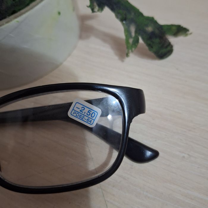 Очки от зрения -2,5