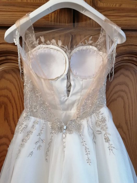 Vând Rochie de mireasa