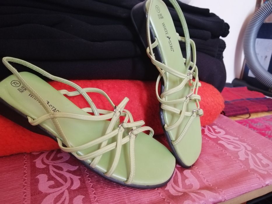 Дамско - юношески обувки