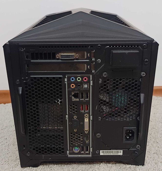 Calculator Unitate Gaming Lenovo I7 6700 Ram 16 Gb SSD Video 8G