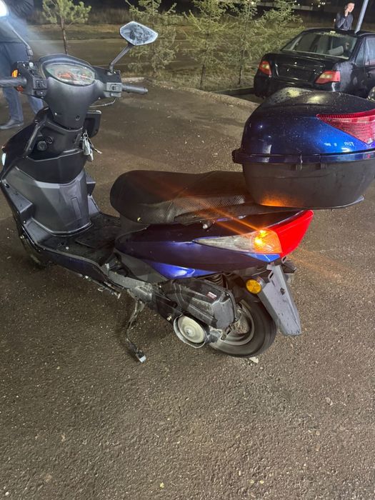 Мопед м8 продам срочно