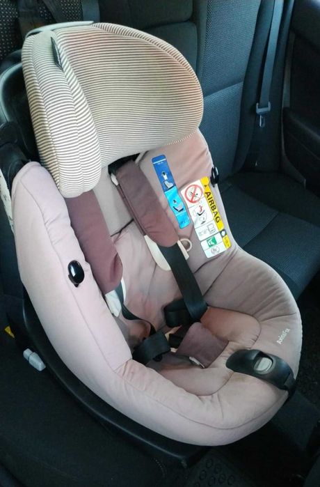 Столче за кола Maxi Cosi AxissFix