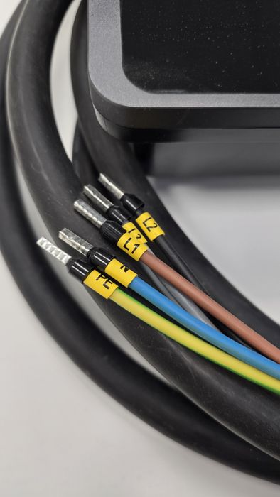 Зарядна станция 22kW/32A Type 2