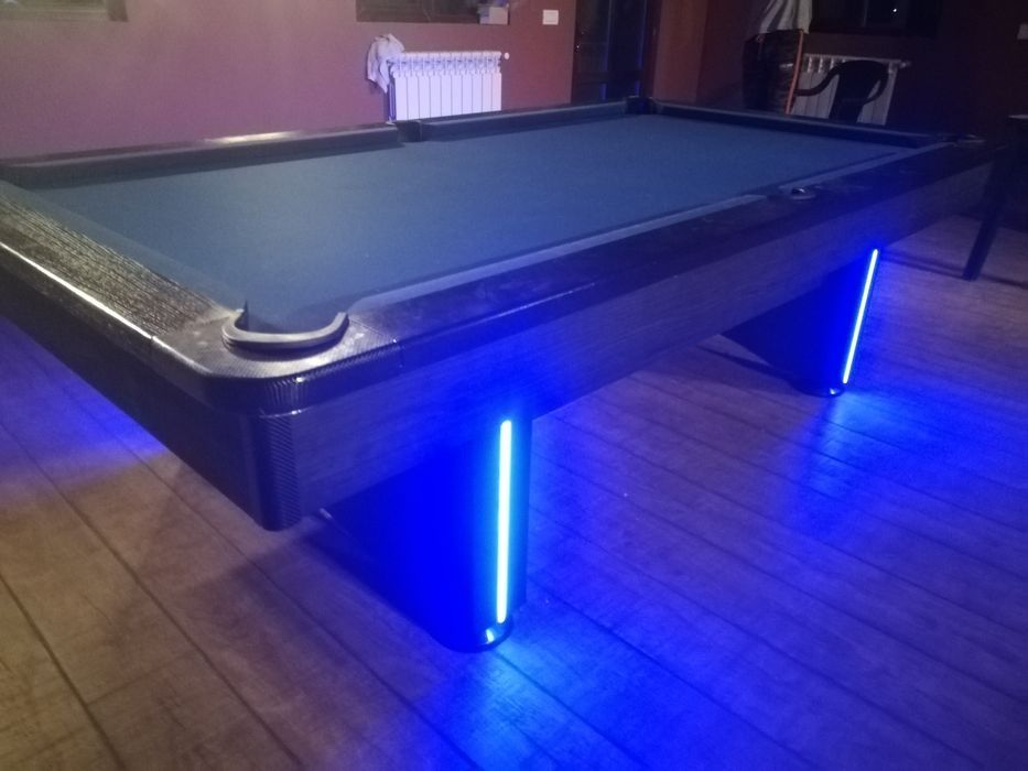 Mese de biliard noi, masa de biliard Casino