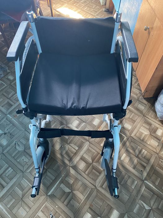 Кресло инвалидное