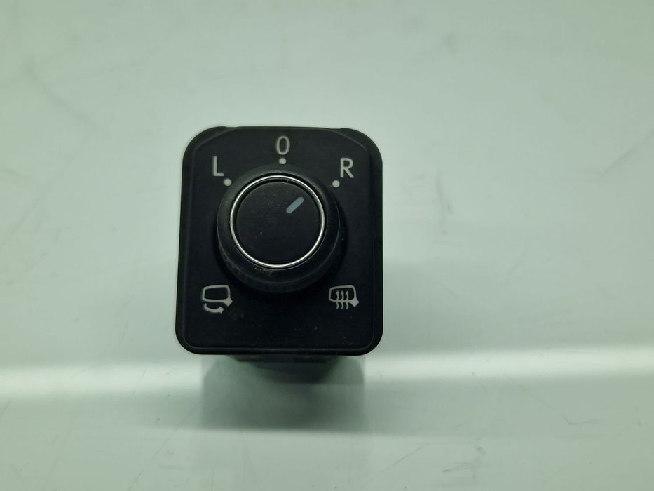 Buton reglaj oglinzi  Volkswagen Tiguan II (AD1, AX1) [2016-2018] 3G0