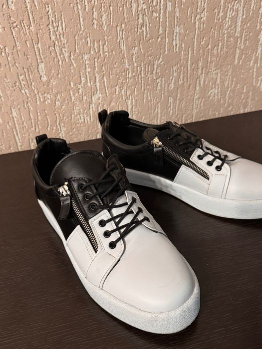 Мъжки обувки BOBERT