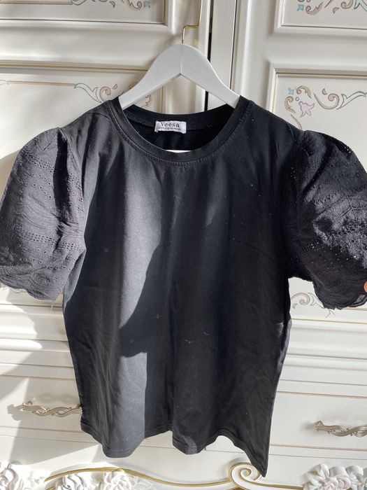 Футболки женские