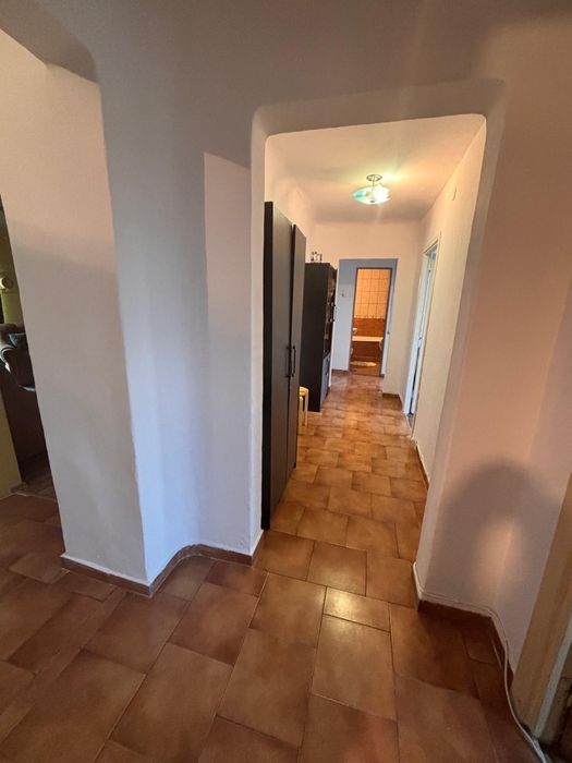 Vand/schimb, apartament Sarari, 5 camere. 113 mp suprafata totala.