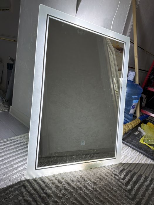 Продается окно с подсветкой