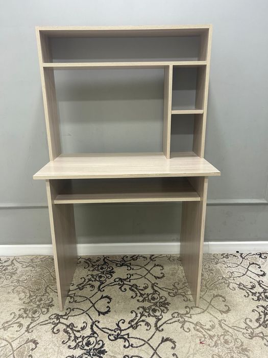 Холодильник, дорожка, парта сатылады