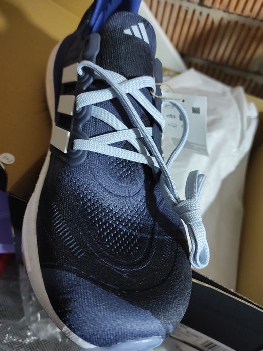 Кроссовки Adidas ultraboost light (44KZ-28см)
