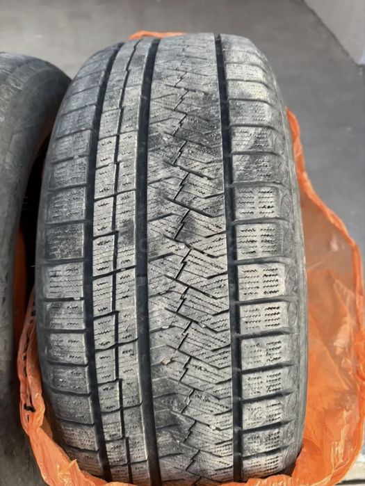 Продам Шины 235/55 R19