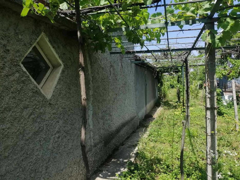 Продава се Къща в Търговище, Вилна зона - 90 кв.м за 278 €/кв.м - Снимка #4