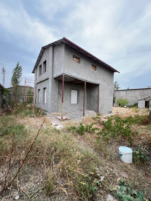 dacha bostonliqda 6 sotix