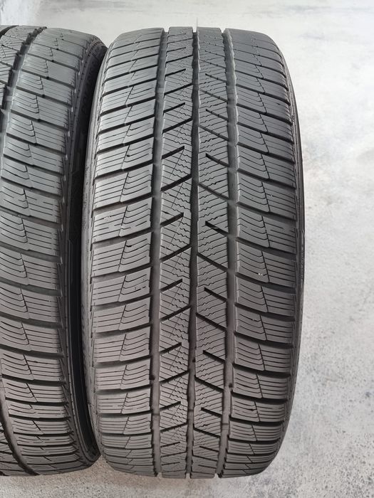 "Dot 22" 225/40/19 2Броя: 240лв 7.3мм