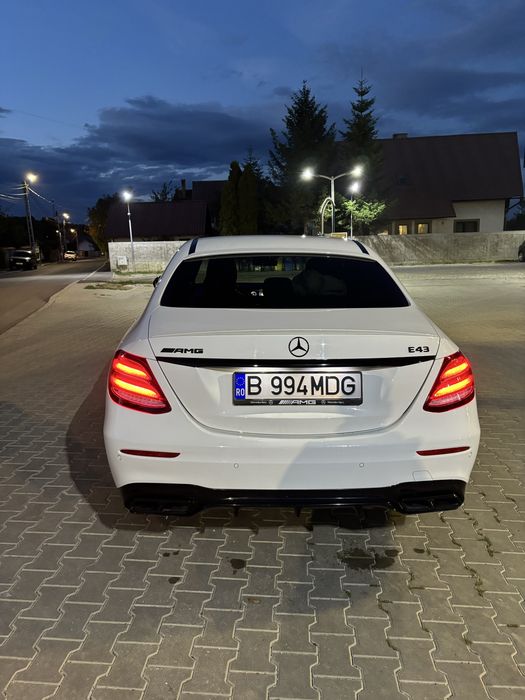 Mercedes-Benz E43 AMG