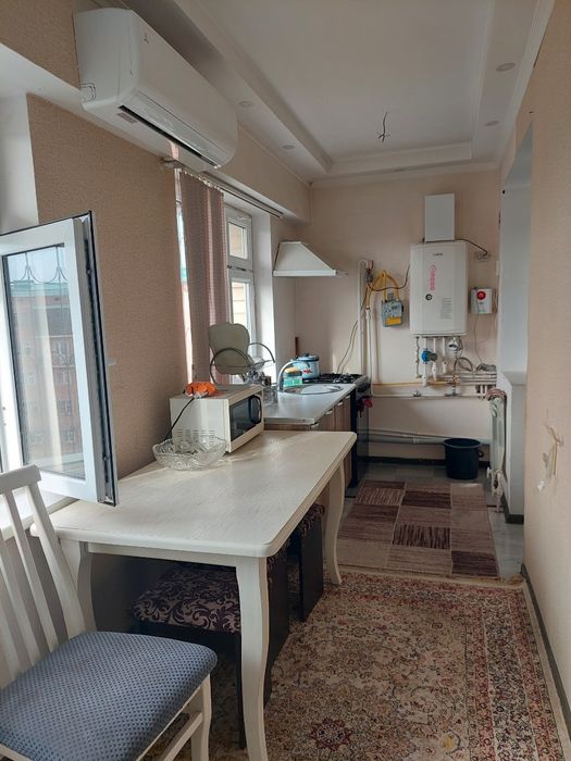 Продам квартиру Янги Хает 9й участок