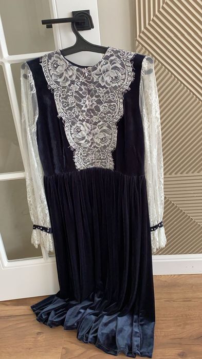 Продам платье сшито на заказ